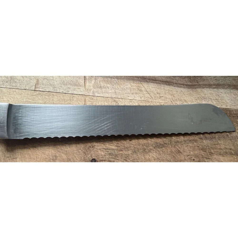David Burke 8inch Bread Knife 8 inch High Carbon Steel Serrated Blade